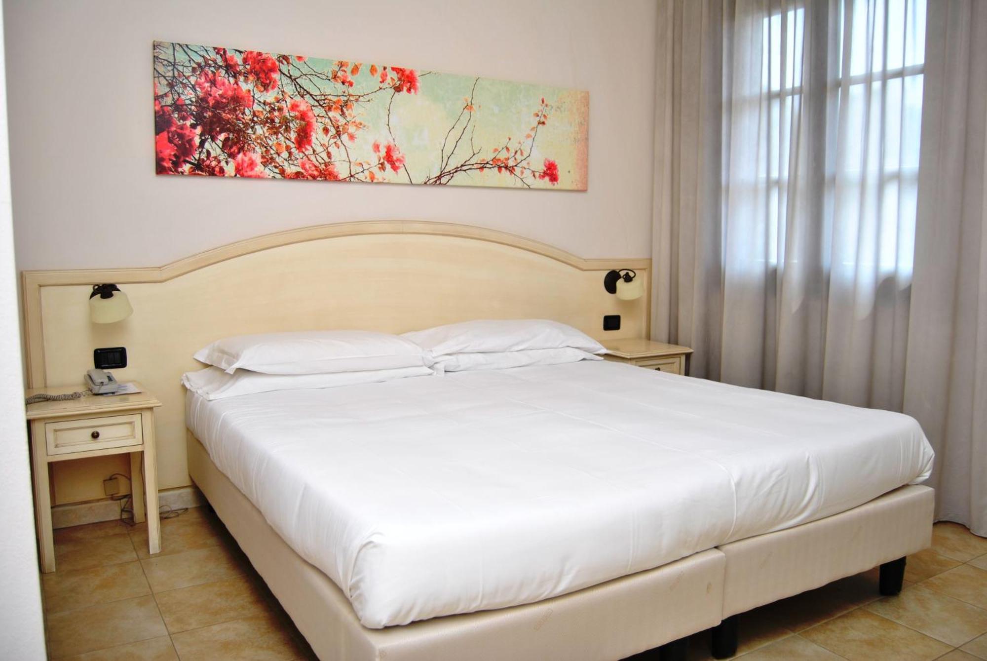 Hotel Sextum Bientina Exterior photo