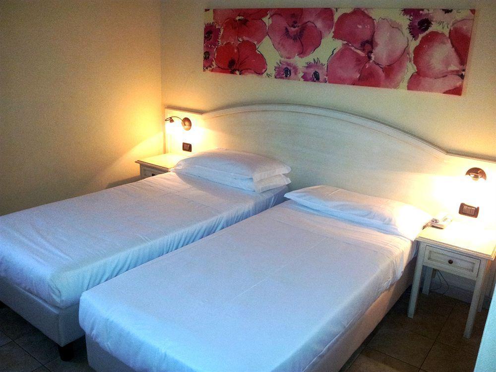 Hotel Sextum Bientina Exterior photo