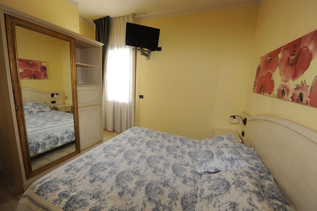 Hotel Sextum Bientina Exterior photo