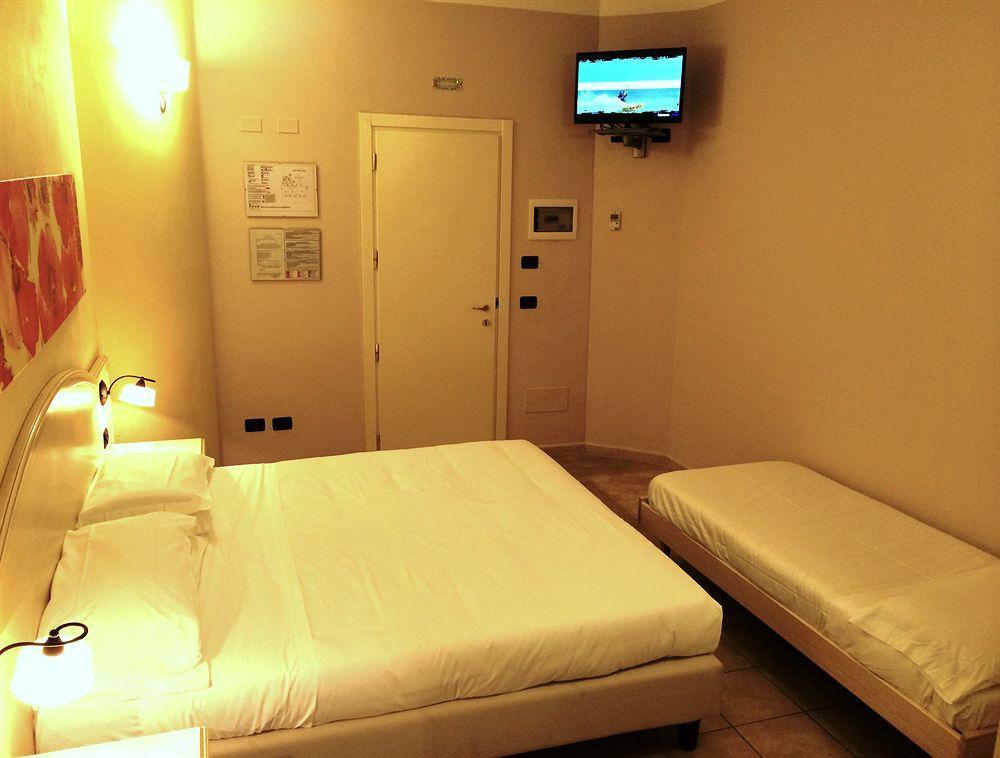 Hotel Sextum Bientina Exterior photo