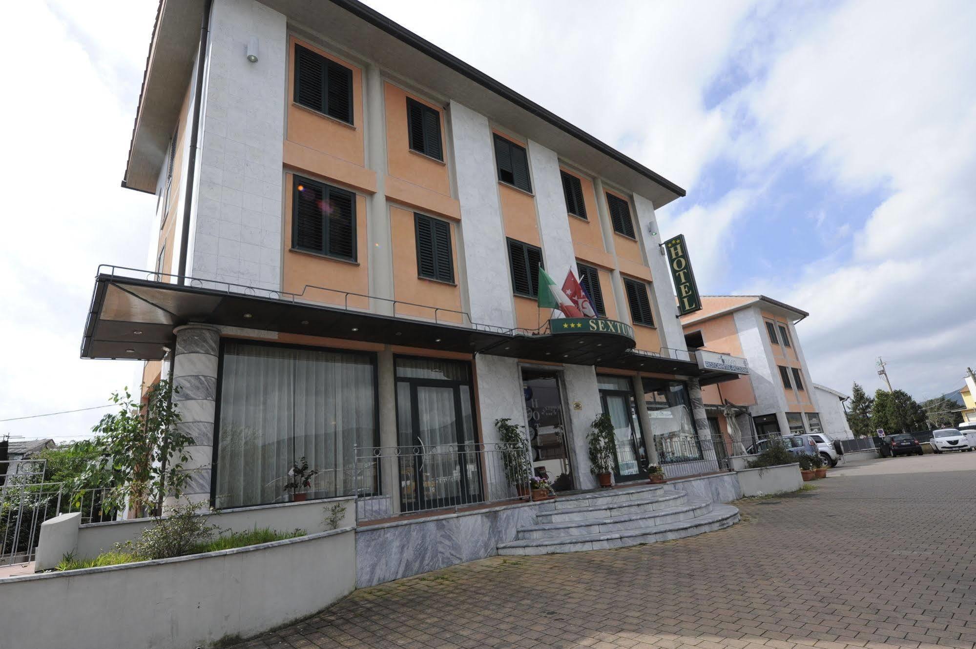 Hotel Sextum Bientina Exterior photo